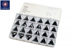 Swarovski Triangle Sew-on Stone (3270) 16mm - Jet Hematite (Unfoiled)