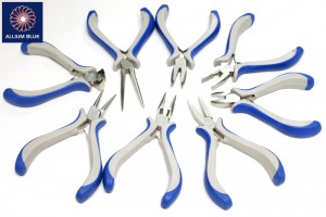 Eight Pliers Set